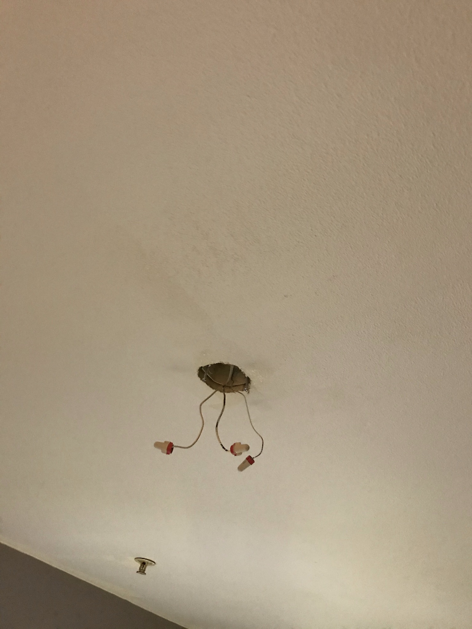 How do I know if my ceiling has asbestos?